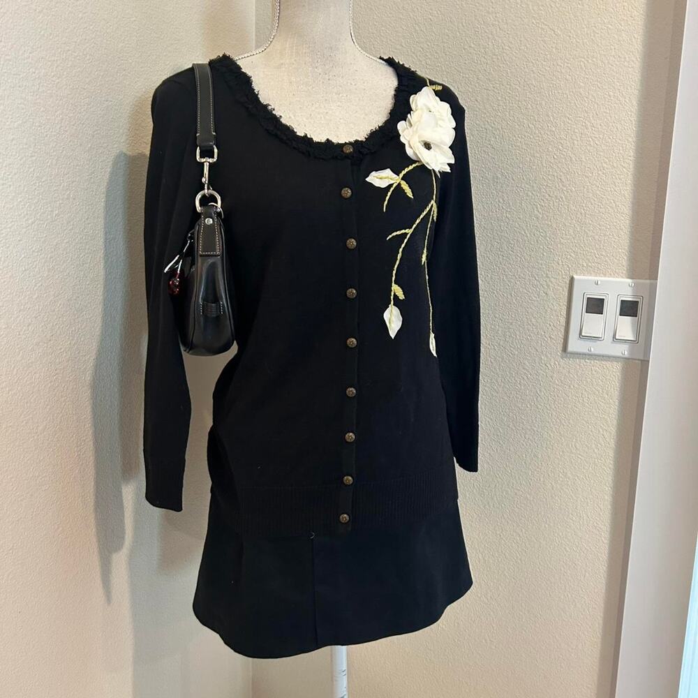 Christopher Banks black quarter sleeve cardigan. Size medium